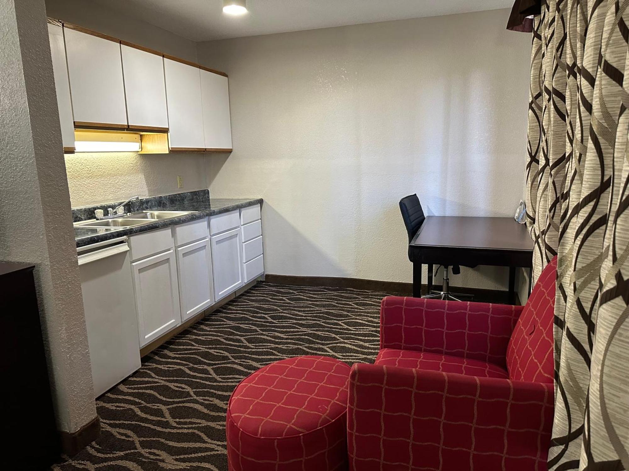Days Inn & Suites By Wyndham Casey Esterno foto